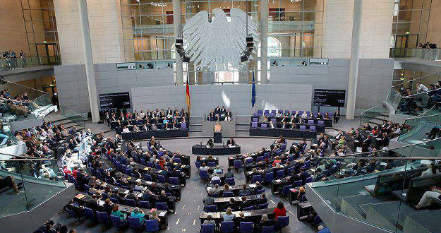 Almanya'da 19 Türk kökenli aday milletvekili seçildi