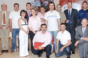 *** Tatildeyken yakınlarınıza biz bakalım!