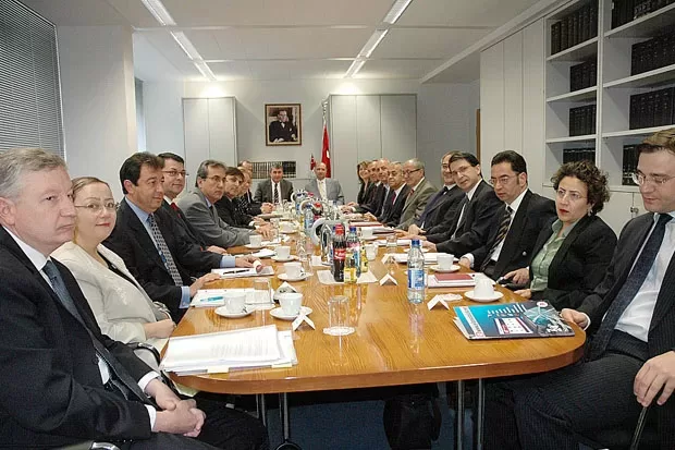 ***  Başkonsoloslar Berlin’de buluştu