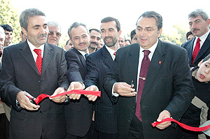 *** Şehitlik Camisinde kitabevi açıldı...