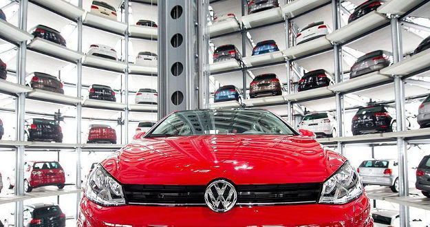 Eski Vw Ceo Suna Gunluk 3 Bin 100 Euro Emeklilik Maasi Iddiasi Haberi Son Dakika Almanya Haber Basliklari Ve Gelismeler Haberler