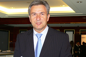 *** Wowereit, Türkiye’yi ziyaret edecek