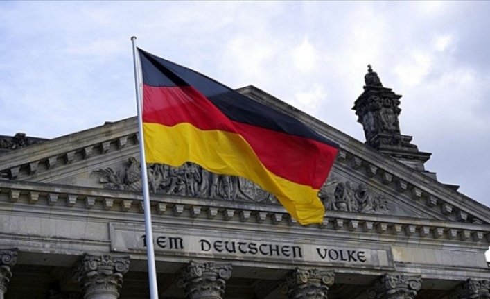 Almanya, Ukrayna’ya 9 obüs vermek isteyen Estonya’ya onay verdi