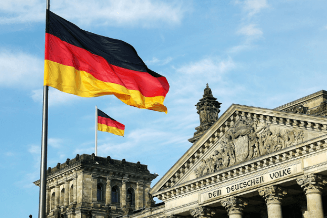 Alman hükümeti danışmanlık için 1 milyar 130 milyon TL harcadı