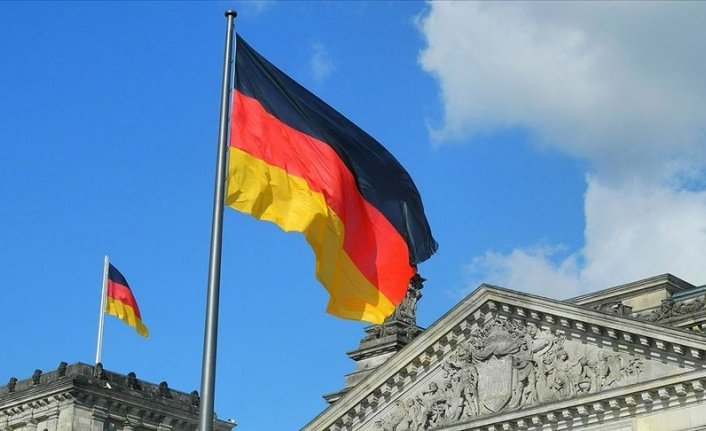 CDU’lu vekil: Almanca bilmeyen ilkokula gidemesin
