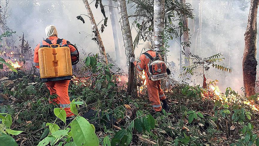 Brezilya’nın Amazonlar’daki yangınla mücadele için kaynağı yok