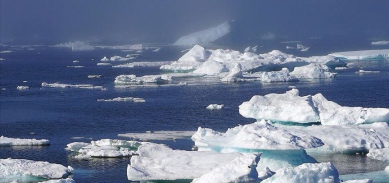 Grönland'da temmuzda 179 milyar ton buz eridi