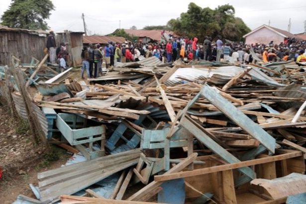 Kenya’da okulun çatısı çöktü: 7 öğrenci yaşamını yitirdi