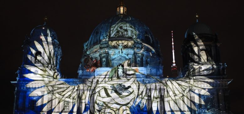 Berlin’de ‘'Festival of Lights'' isik festivali başladı