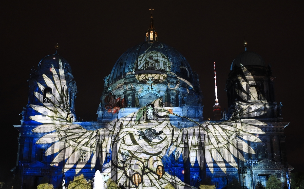 Berlin’de ‘’Festival of Lights” isik festivali başladı