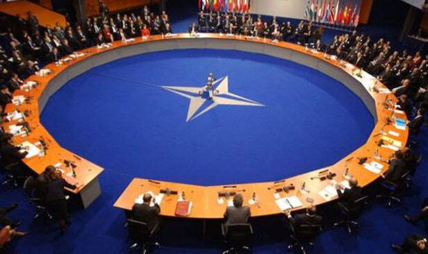 Almanya'dan NATO'yu etkileyecek karar: ABD ile aynı katkıyı verecek