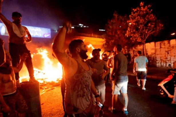 Lübnan Başbakanı, protestoların önüne geçmek için tedbir paketini açıkladı