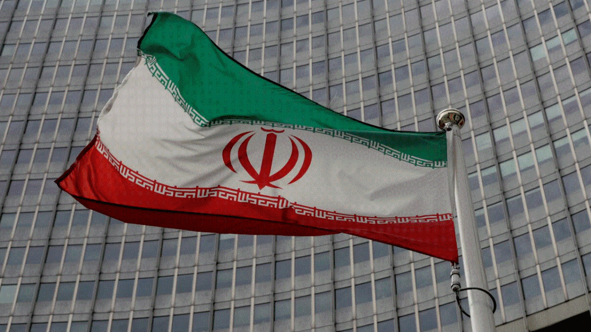 İran ‘Yabancı Güçleri’ Irak ve Lübnan’ı Karıştırmakla Suçladı
