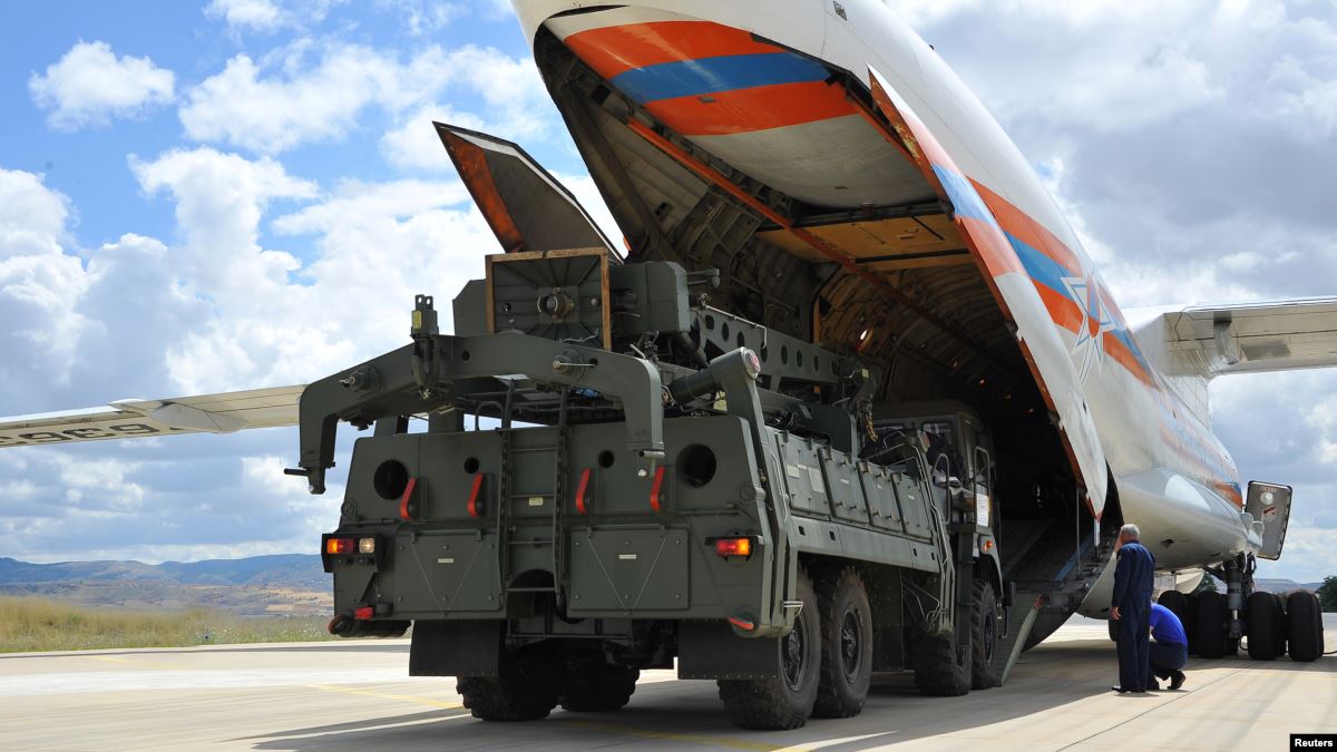 ‘Türkiye’yi S-400’den Vazgeçirmek İçin Görüşmeler Sürüyor’