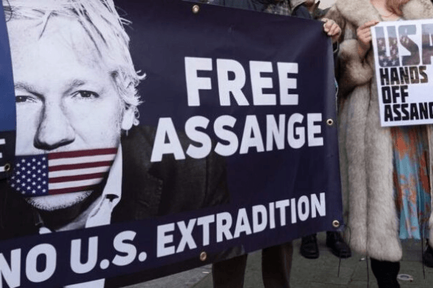 Doktorlardan mektup: Assange hapishanede ölebilir