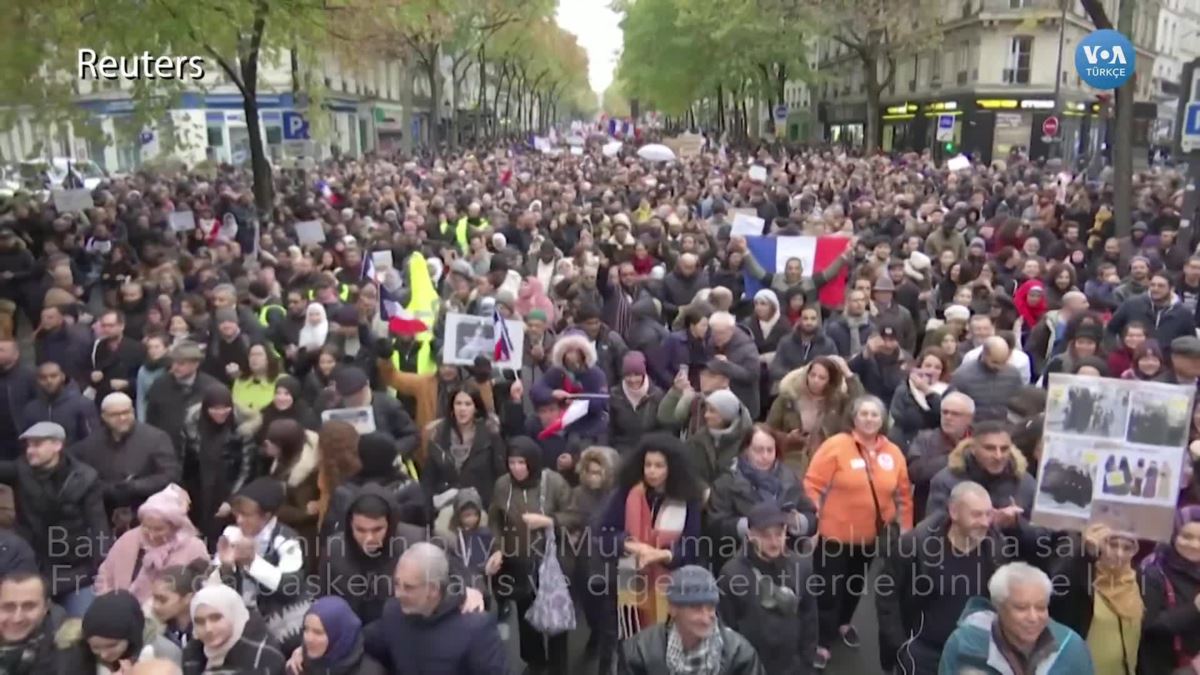 Fransa’da İslamofobi Karşıtı Yürüyüş