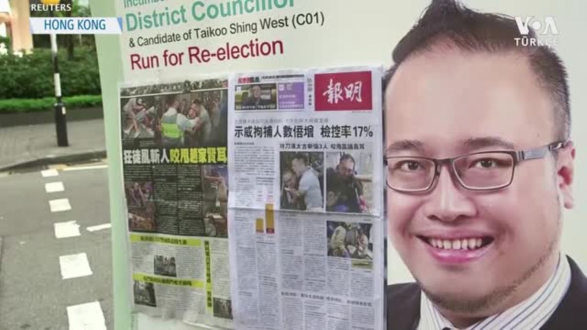 Hong Kong’da Çin Yanlısı Bir Saldırgan Siyasetçinin Kulağını Isırdı