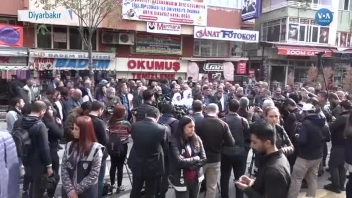 Kayyumlara Tepki HDP’ye Eleştiri