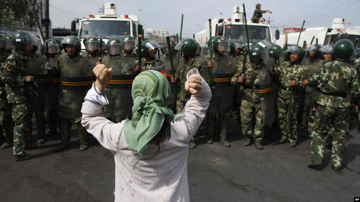 Sızan Belgelerde Çin Liderinin Uygurlara Baskı Talimatı: ‘Merhamet Yok’