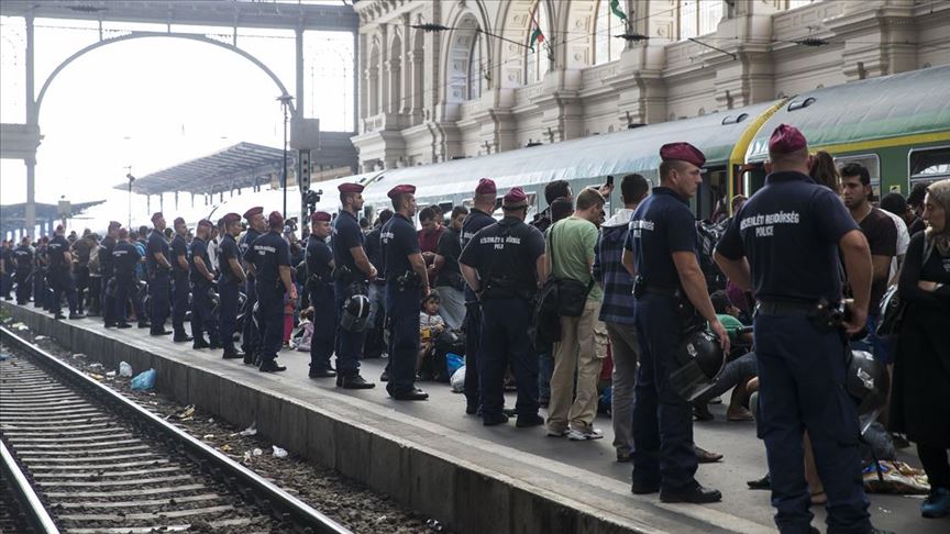 AİHM’den Macaristan’a düzensiz göçmen cezası