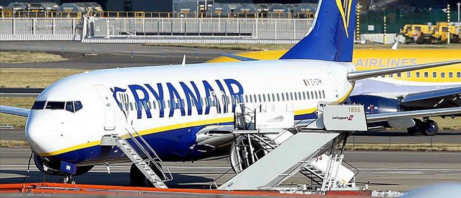 Uçakta el bagajına ek ücret alan Ryanair’e ceza