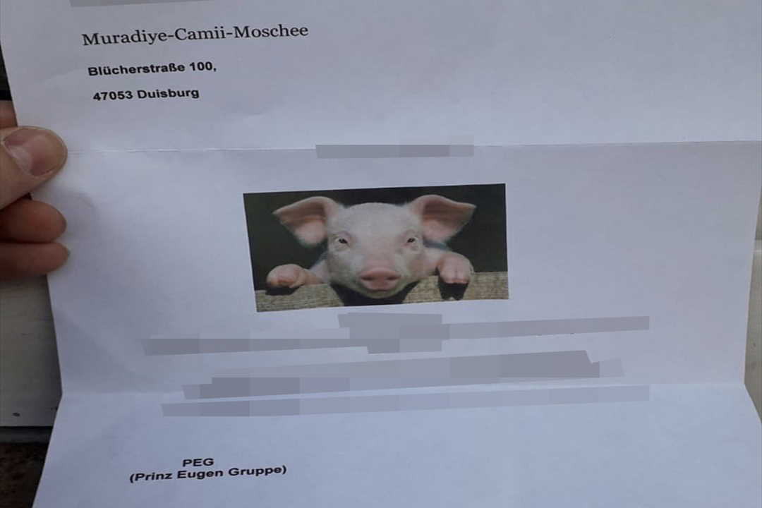 Almanya’da camiye domuz fotoğraflı hakaret mektubu gönderildi