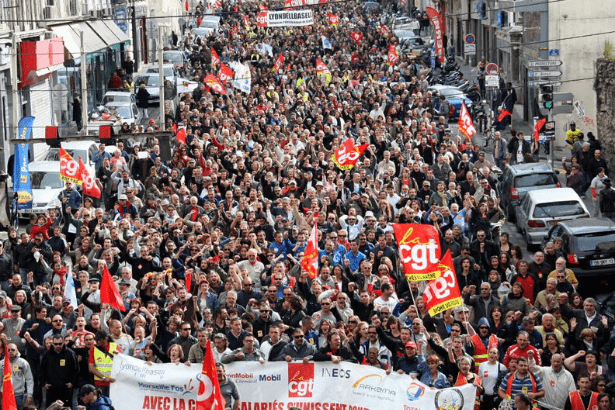 Paris yeniden yanar mı?