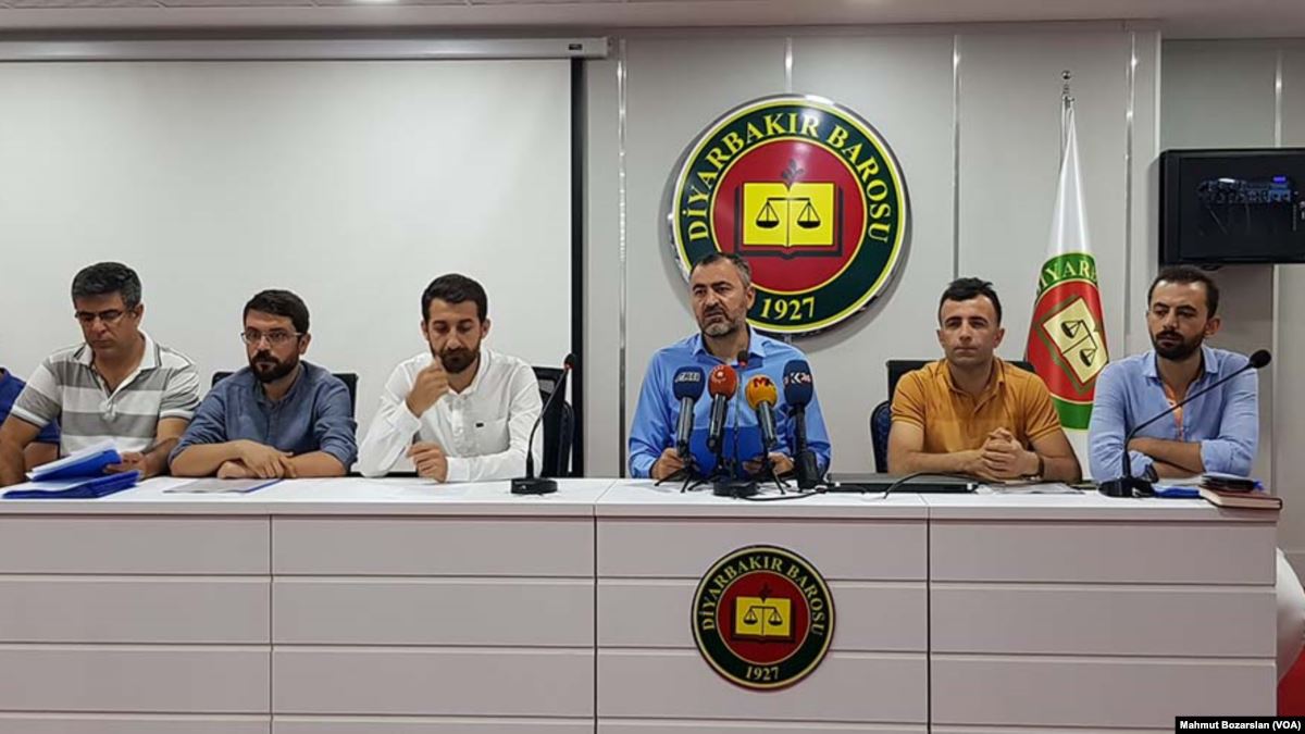 Diyarbakır Barosu’na Basın Açıklaması ve Rapor Davası