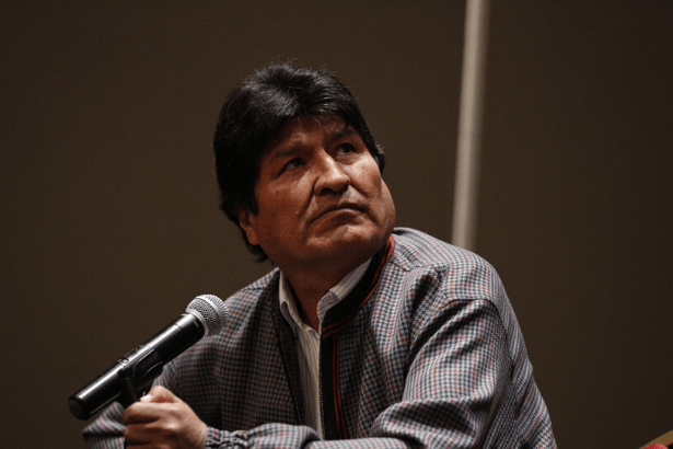 Evo Morales tedavi için Küba’ya gitti