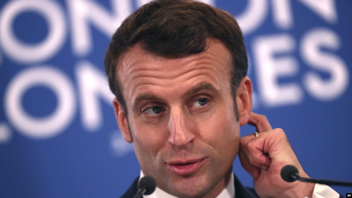 Fransa’da Hayatı Felç Eden Greve Macron’dan Geri Adım Sinyali 