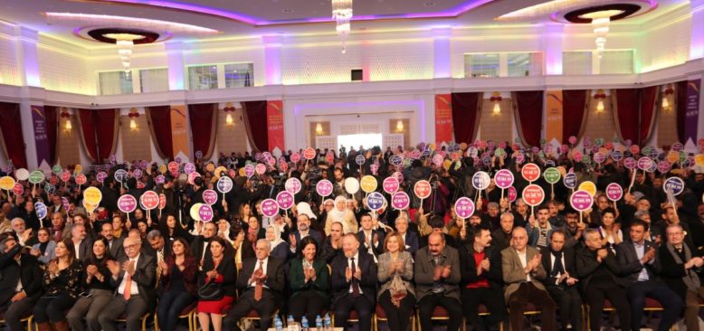 HDP'li Üç Belediyeye Daha Kayyum Atandı 