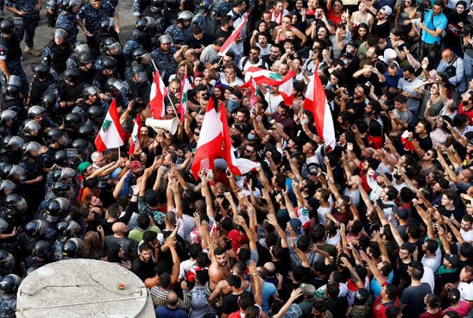 Lübnan halk isyanı: Sonu Haziran Direnişine mi benzeyecek?