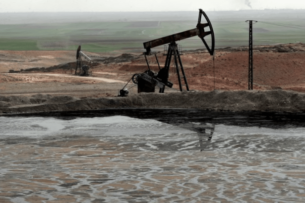 Suriye karasularında petrol aramak için 2 Rus şirketiyle anlaştı