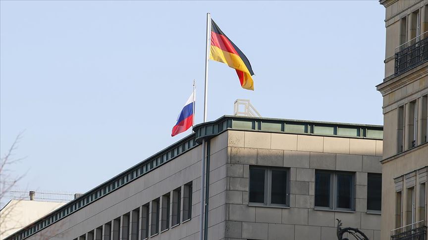 Almanya iki Rus diplomatı sınır dışı etme kararı aldı