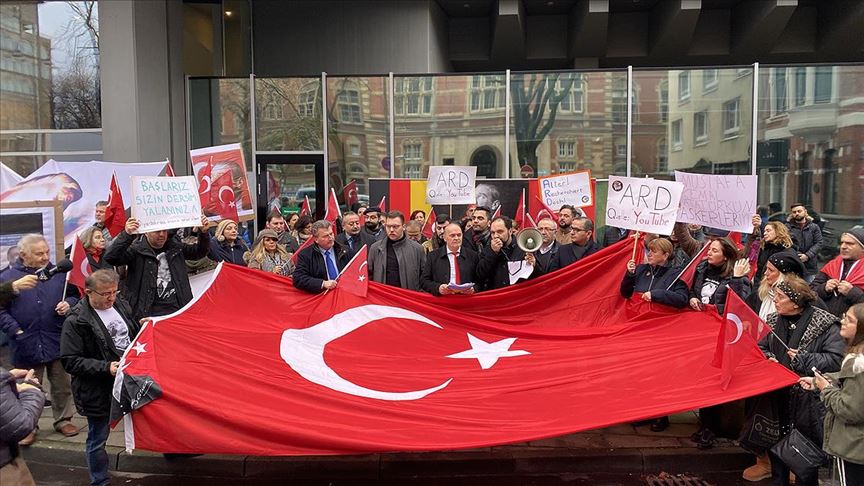 Almanya’da Atatürk’e yönelik çirkin yayına protesto