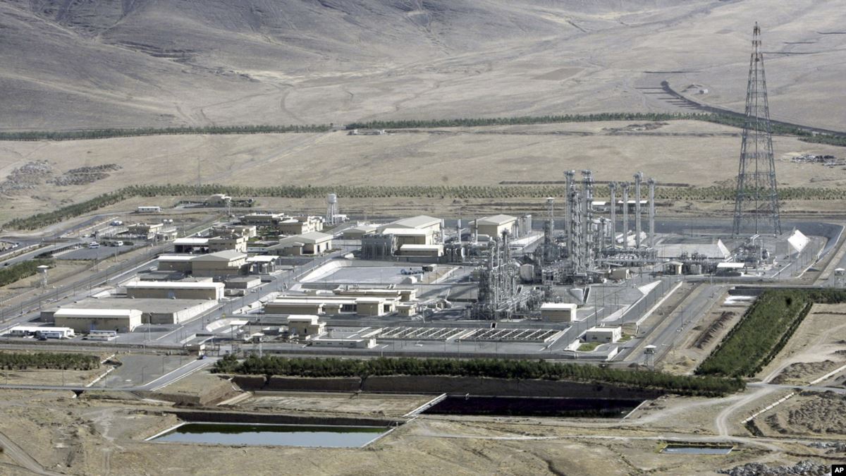İran Arak Nükleer Reaktörü'nün İkinci Safhasını da İşleme Sokuyor