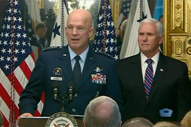 ABD Uzay Kuvvetleri Komutanı resmen göreve başladı