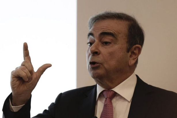 Eski Nissan CEO’su Ghosn’a seyahat yasağı