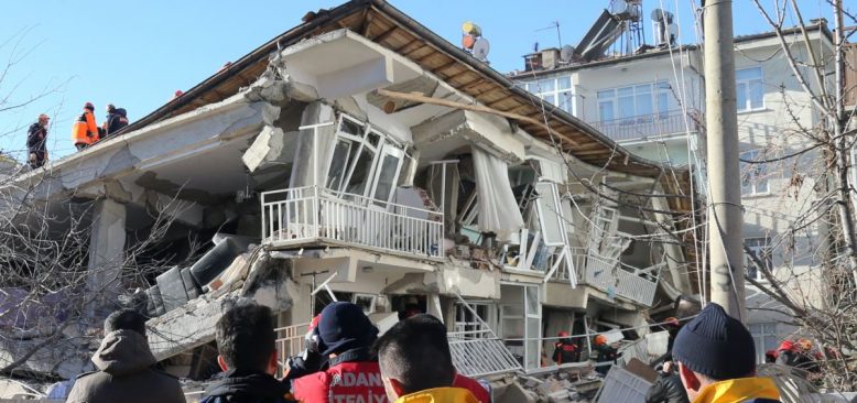 Türkiye’de Son 100 Yılda Depremlerde En Az 80 Bin Kişi Hayatını Kaybetti