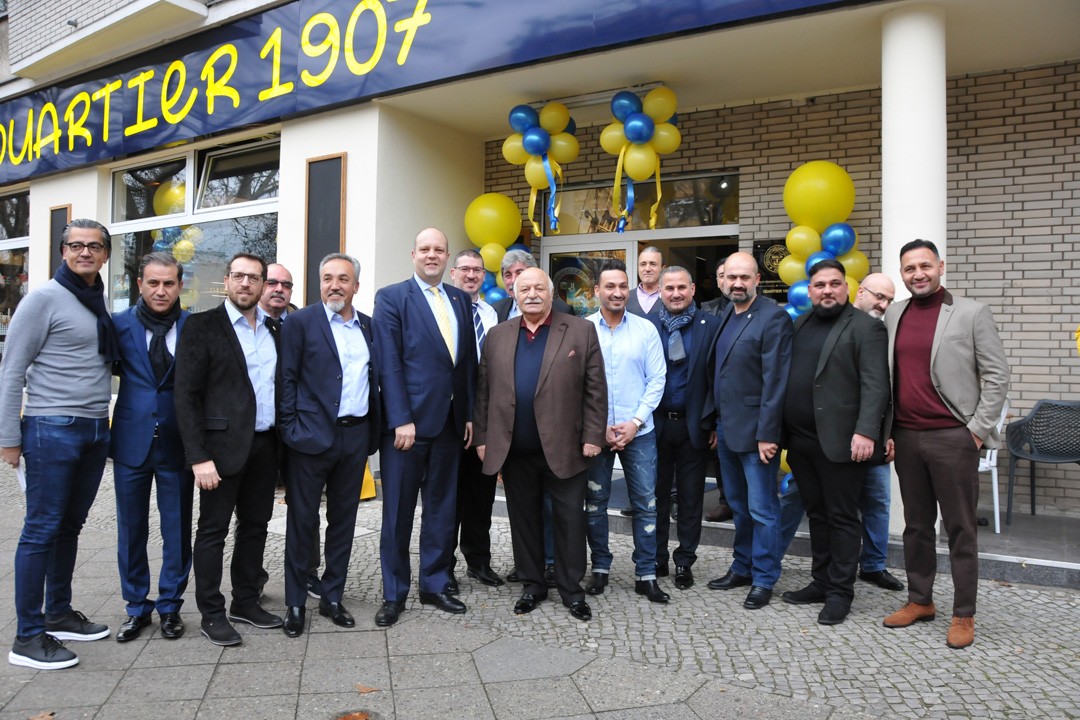 Berlin`de Fenerbahçeliler dernek lokaline kavuştu