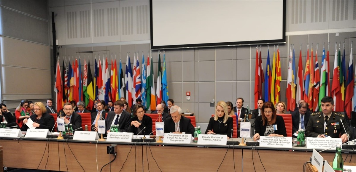 Avusturya’da “Terörle Mücadele” konulu toplantı düzenlendi