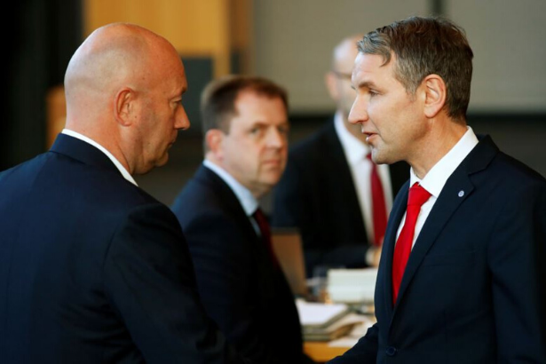 Almanya'da AfD-CDU ittifakıyla seçilen eyalet başbakanı istifa ediyor