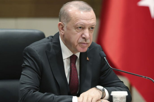 Erdoğan: Bize düşen iş dünyasının önündeki engelleri kaldırmak