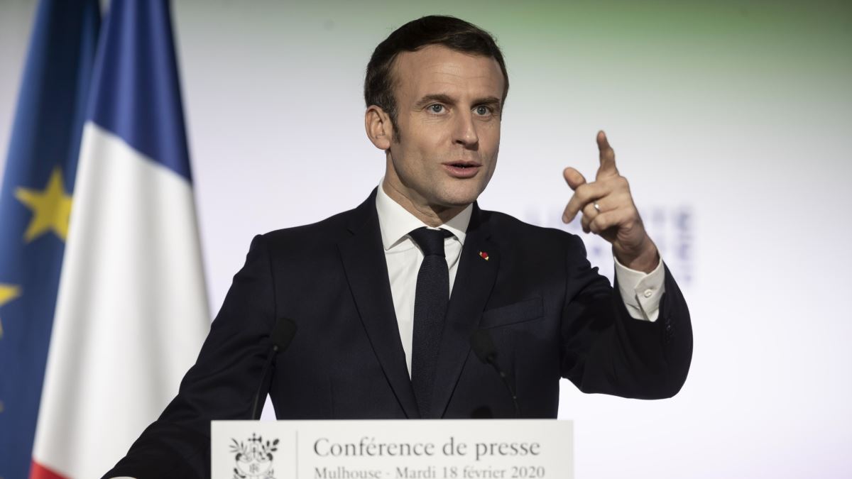 Macron: "Savaştayız Paniğe Kapılmayın Güçlü Olun"