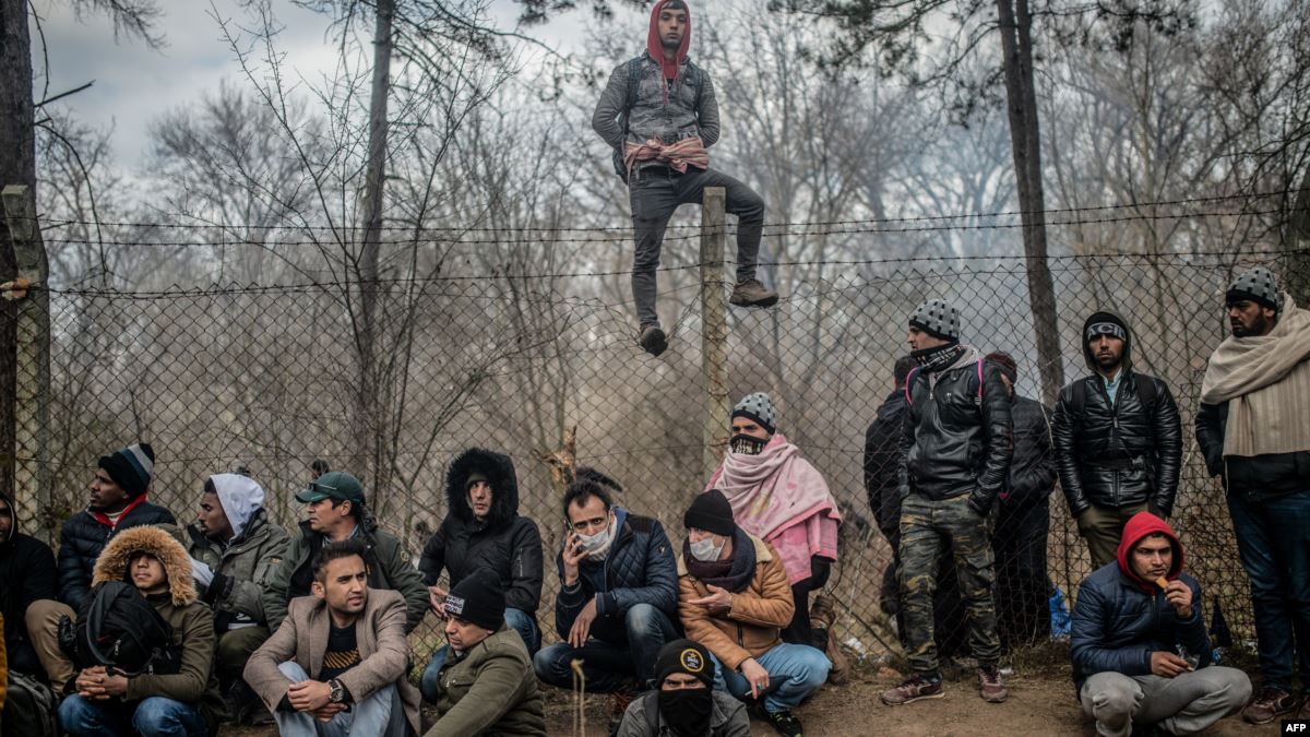 Yunanistan ve Bulgaristan Sınırına Göçmen Akını Sürüyor