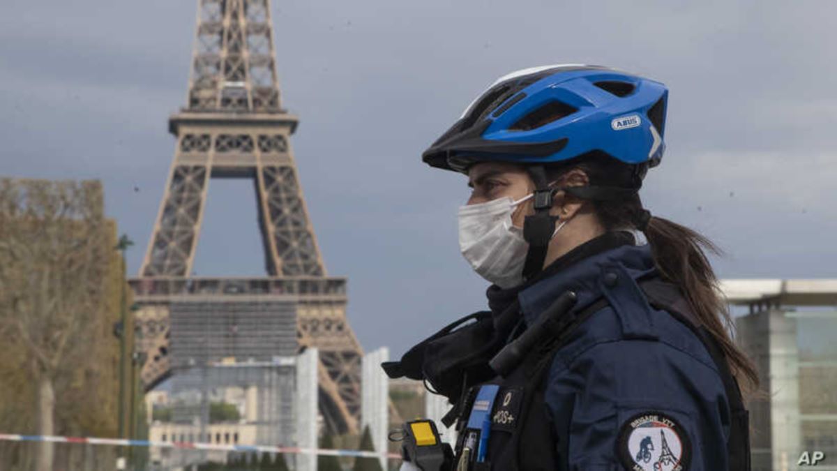 Fransa’da Karaborsada Satılmak Üzere Binlerce Maske Ele Geçirildi