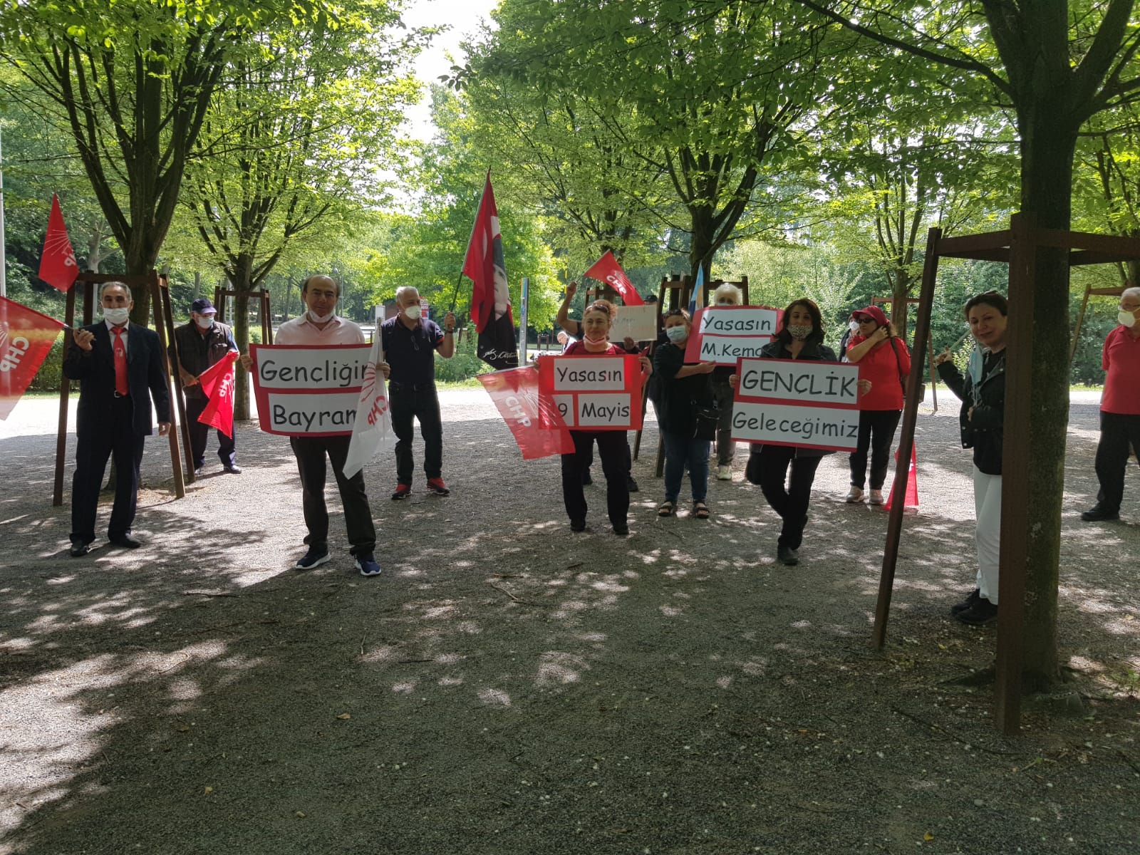 CHP NRW Birliği 19 Mayıs’ı kutladı