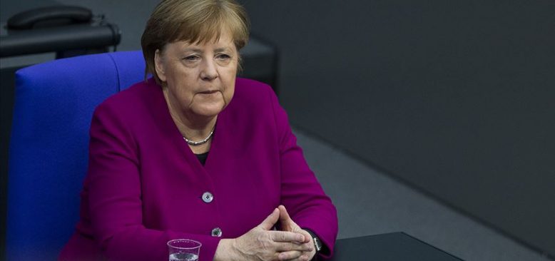 Merkel, Rusya ile ilgili izlediği politikayı savundu