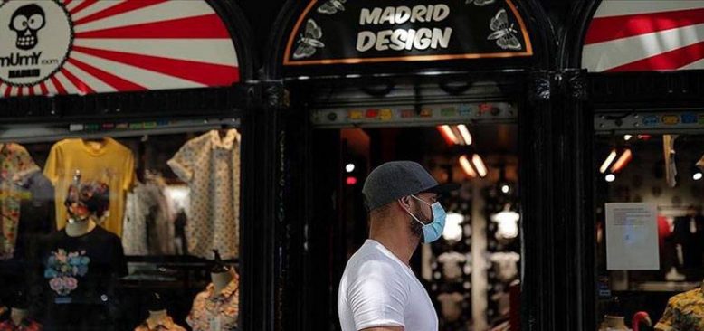 İspanya'da 6 yaş üstüne kamusal alanda maske kullanma zorunluluğu