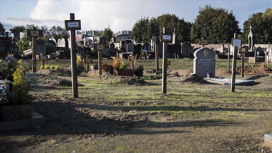 Fransa’da Müslümanlar için mezarlık kalmadı